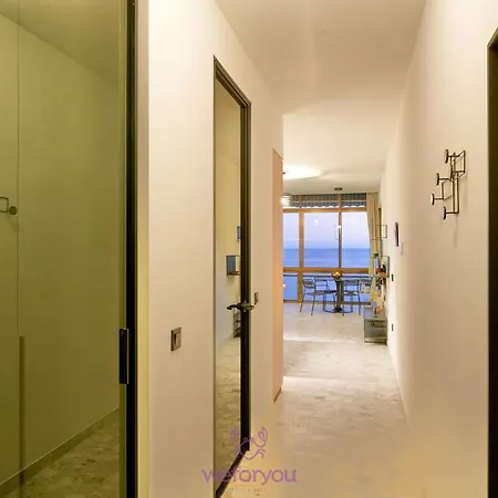 Weforyou Malibu Infinity Seaview * Benalmádena